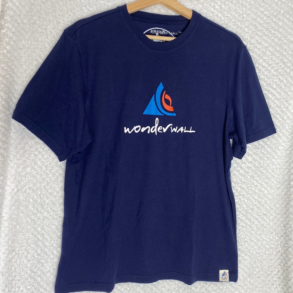 Wonderwall surf utility t shirt